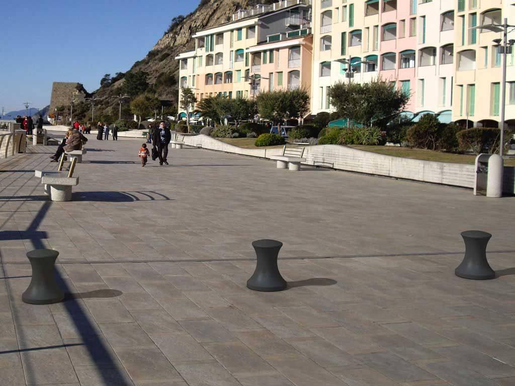 dissuasore 709 ghisa acciaio foto Sarno