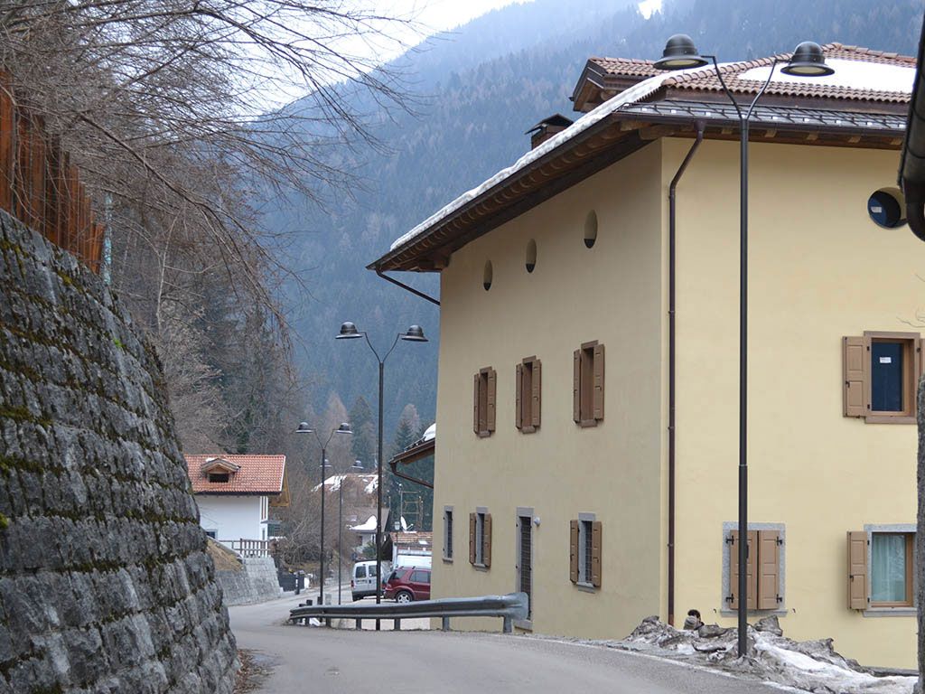 pali acciaio TPLX1 lampara 628 comune di carisolo 06