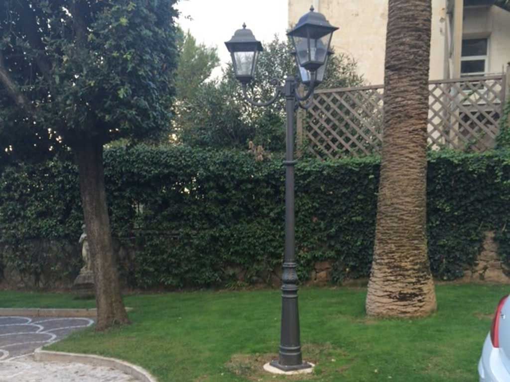 palo acciaio ghisa base piccola 334 2