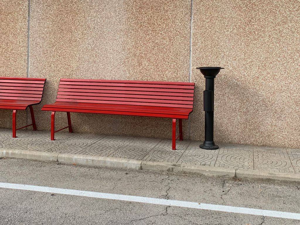 panchina Milano Rossa posacenere classic esterno