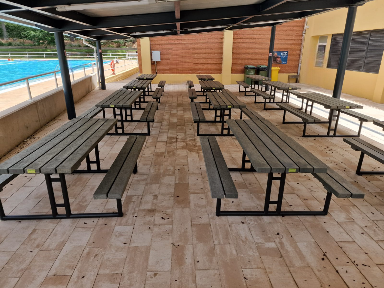 picnic acciaio plastica riciclata banco plastico recyclado