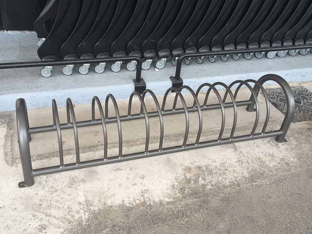 portabici artistico acciaio sei posti economic 00