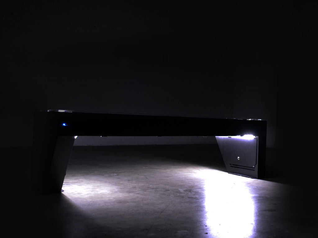 Smart City products - Panchina Viva Smart Bench Senza Schienale Fotovoltaica Foto 5 Panchina Viva Smart Bench Senza Schienale Fotovoltaica Foto 5